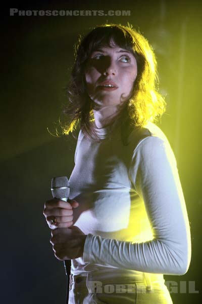 ALDOUS HARDING - 2017-11-13 - PARIS - Point Ephemere - Hannah Sian Topp